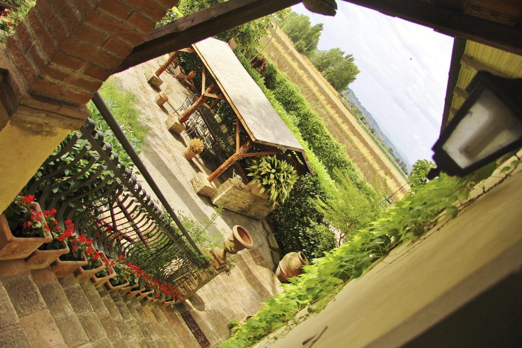 Pieve Del Castello Villa Дерута Екстериор снимка