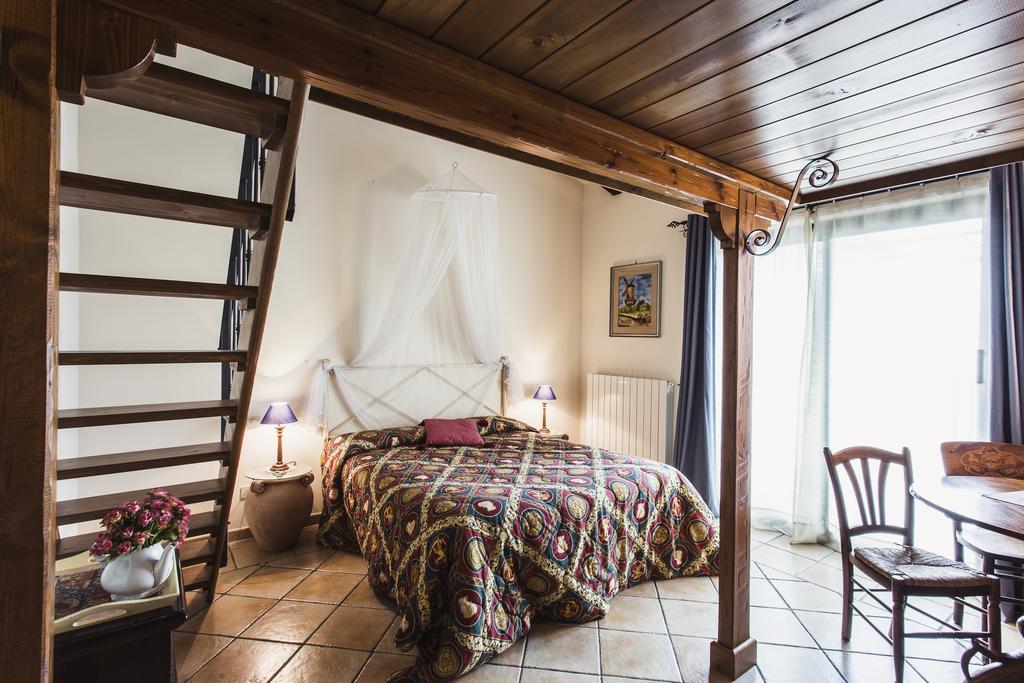 Pieve Del Castello Villa Дерута Екстериор снимка