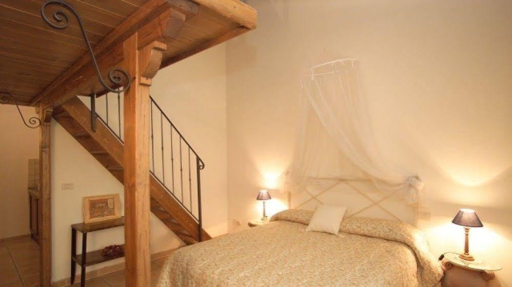 Pieve Del Castello Villa Дерута Екстериор снимка