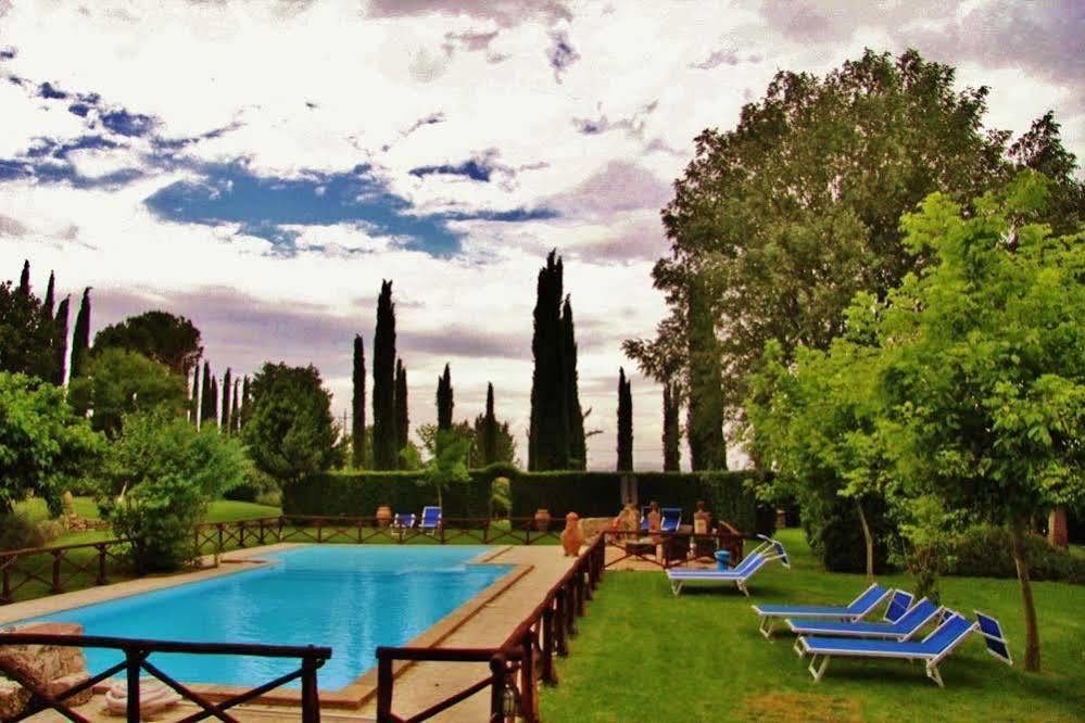 Pieve Del Castello Villa Дерута Екстериор снимка