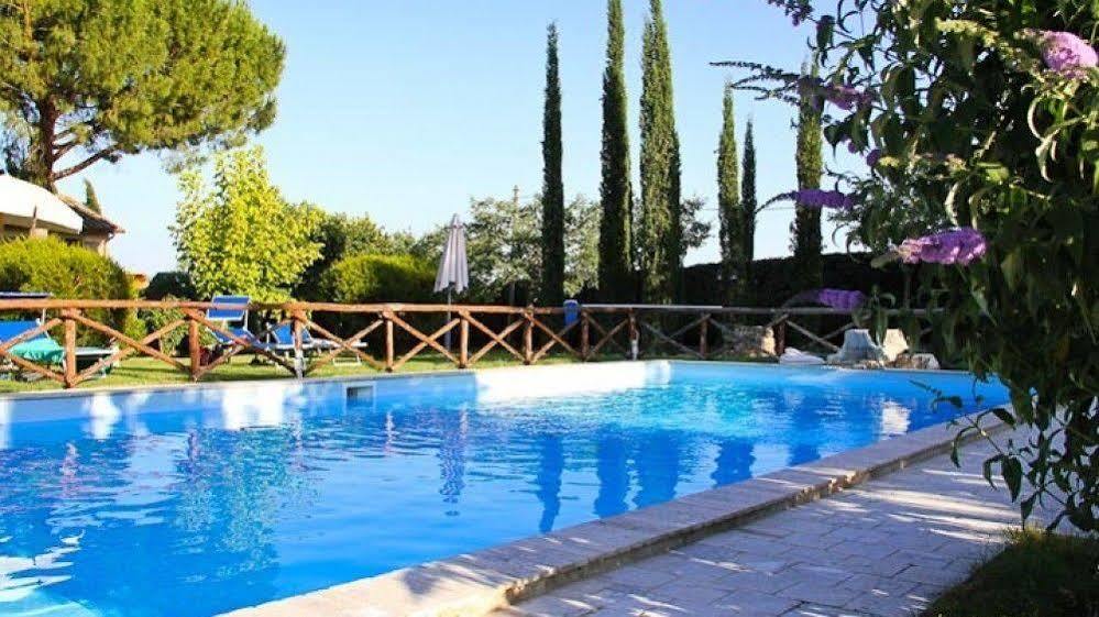 Pieve Del Castello Villa Дерута Екстериор снимка