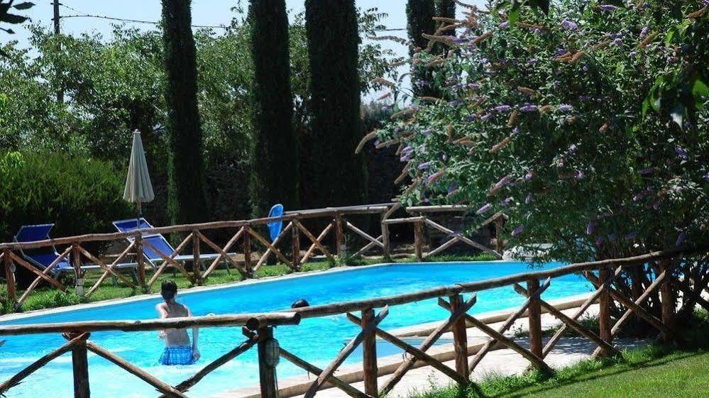 Pieve Del Castello Villa Дерута Екстериор снимка