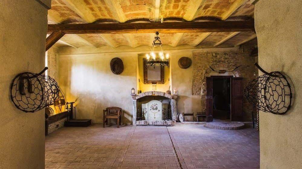 Pieve Del Castello Villa Дерута Екстериор снимка